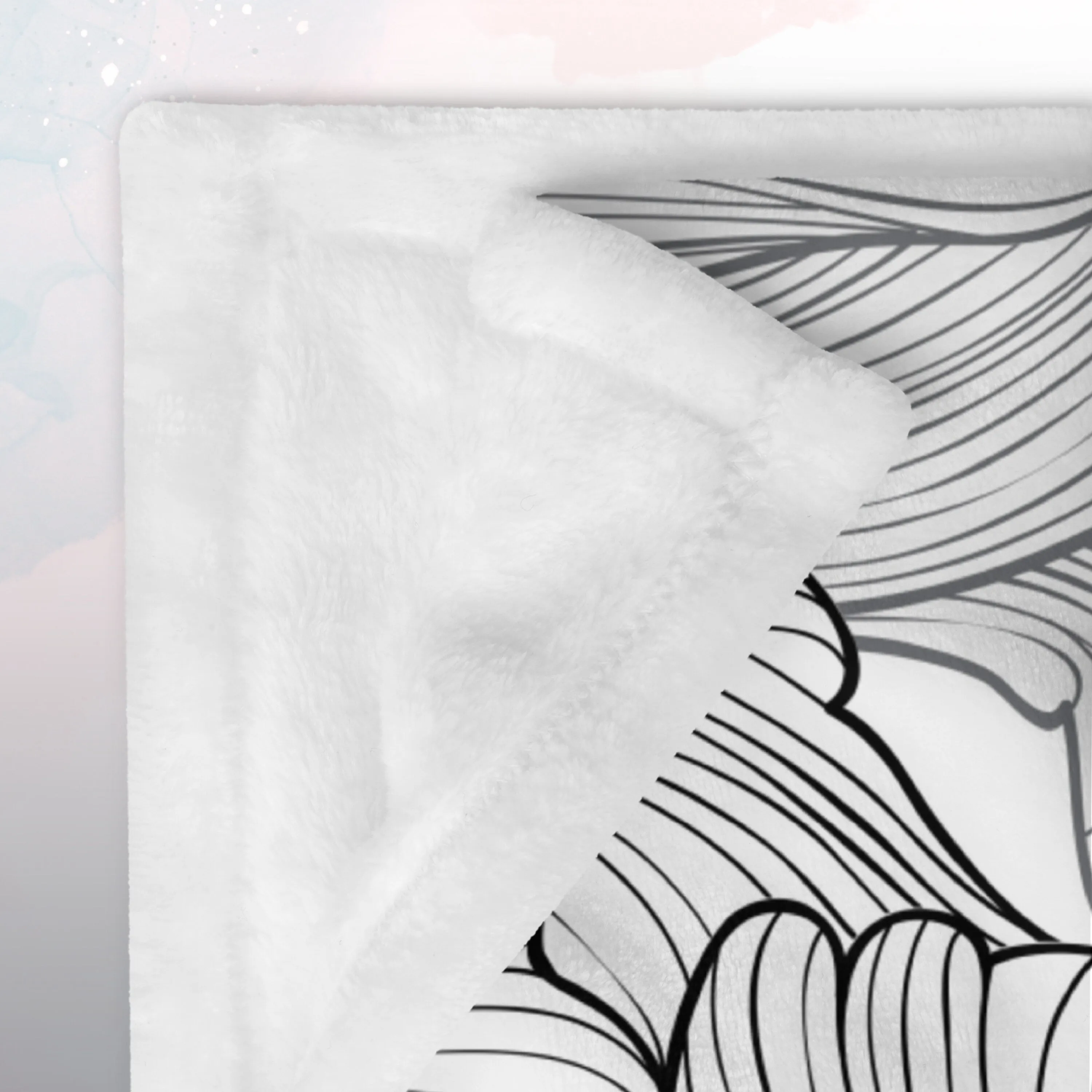 Abstract Lines Floral Pattern Fleece Throw Blanket