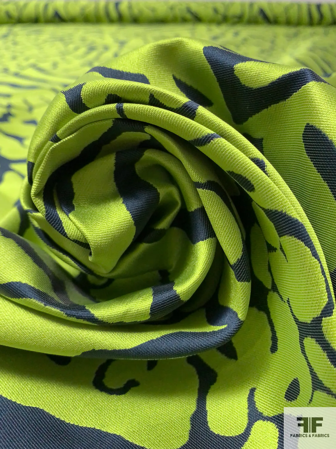 Animal Pattern Inspired Reversible Zibeline Mikado - Lime Green / Navy