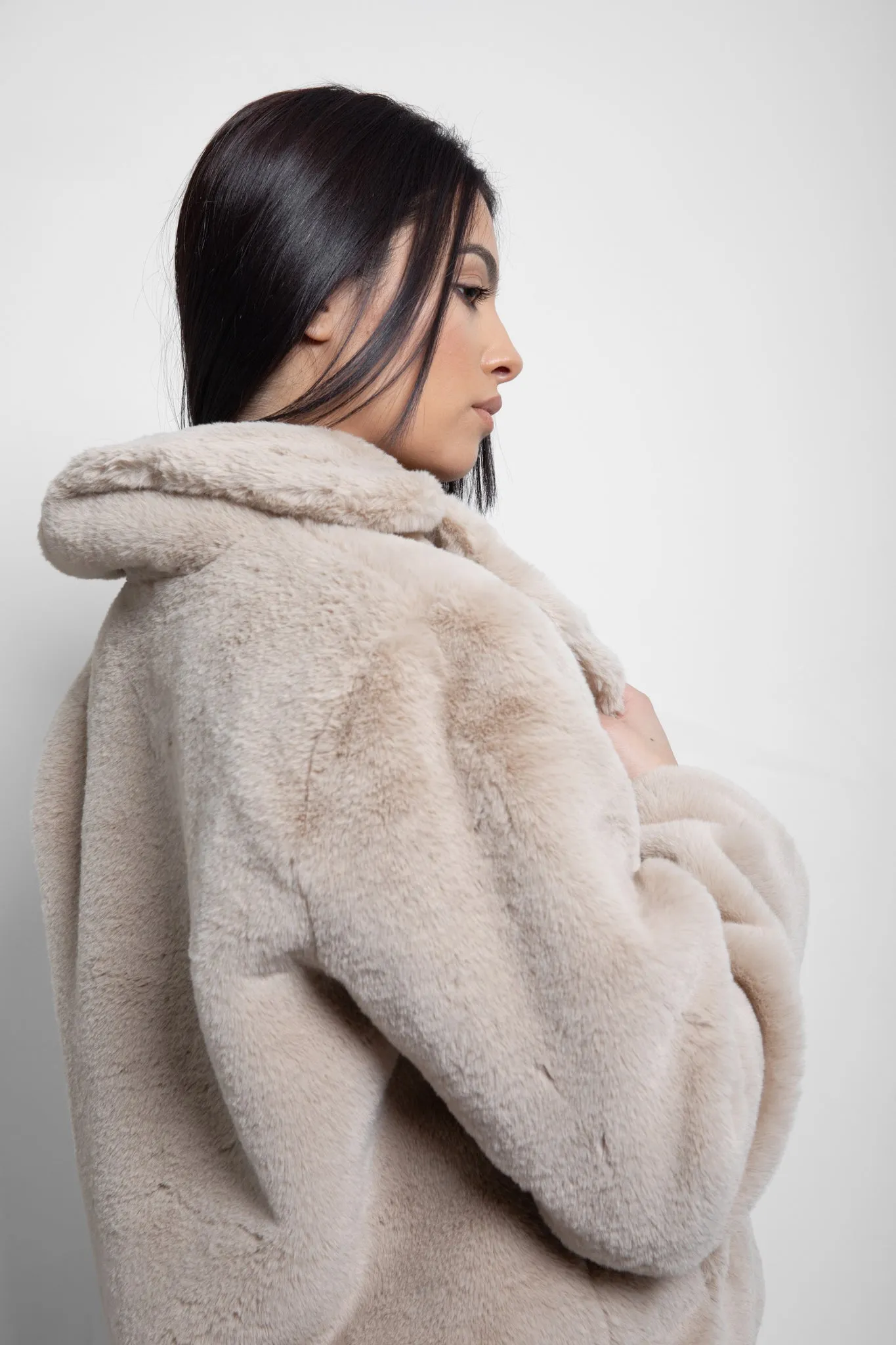 Faux fur coat | ANNA