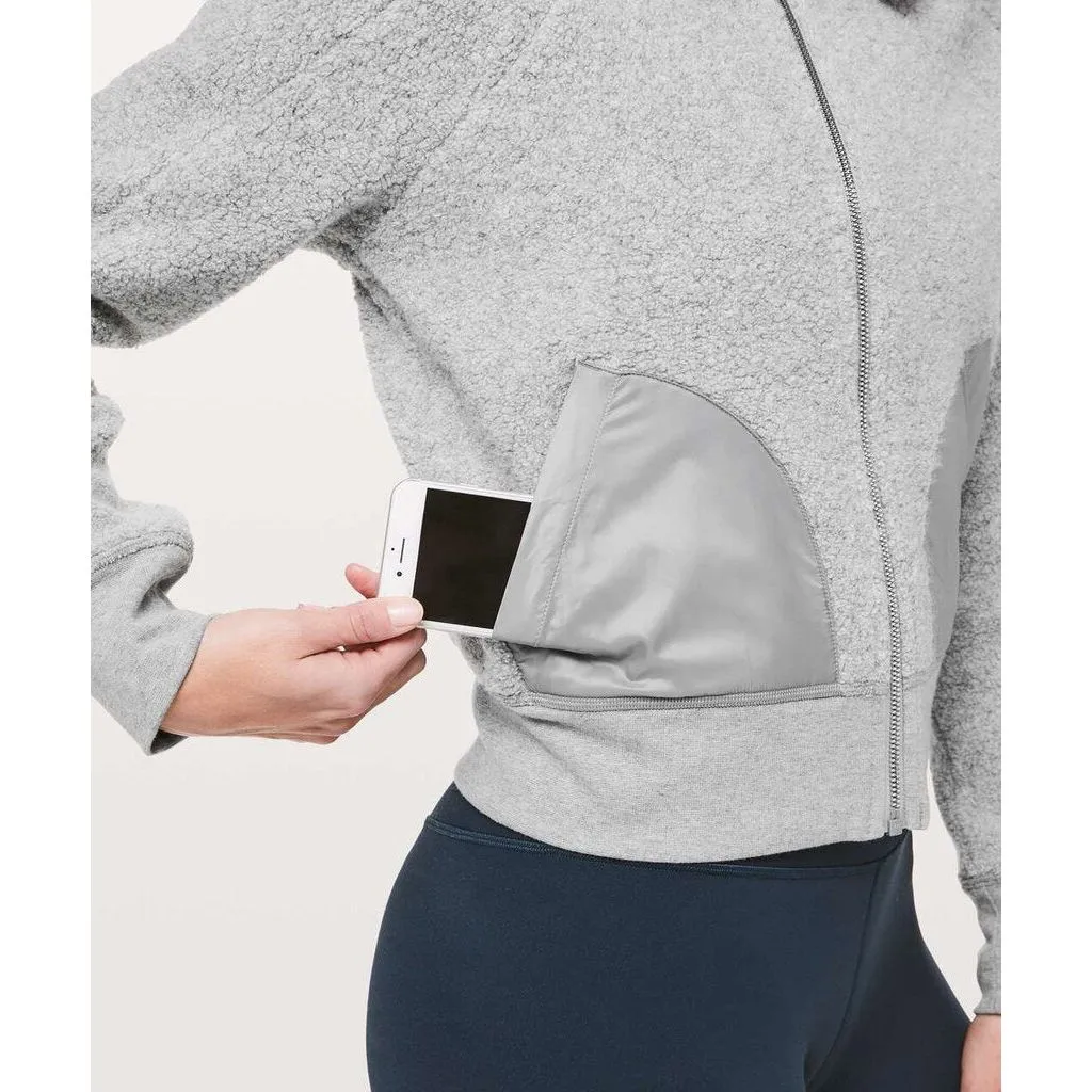 Lululemon So Sherpa Jacket in Heathered Silver Spoon / Heathered Core Light Grey - Size 4